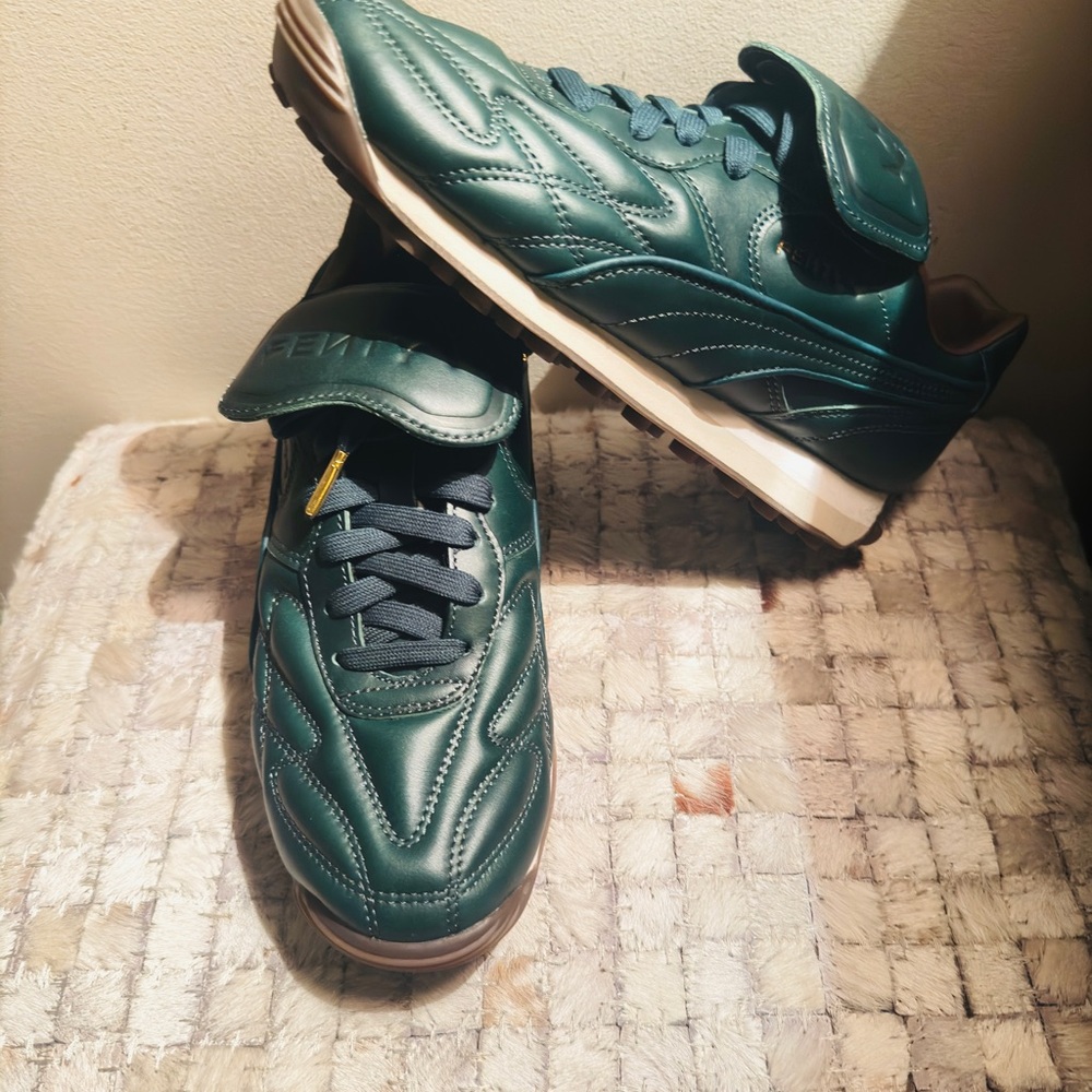 Puma Dark Green Leather Sneakers